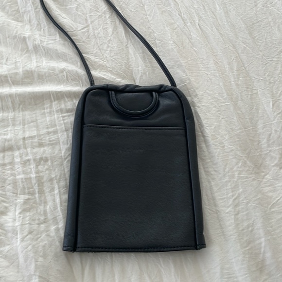 D’ONOFRIO BLACK LEATHER CROSSBODY TRAVEL PHONE SLIDE OUT PULL - Picture 10 of 10